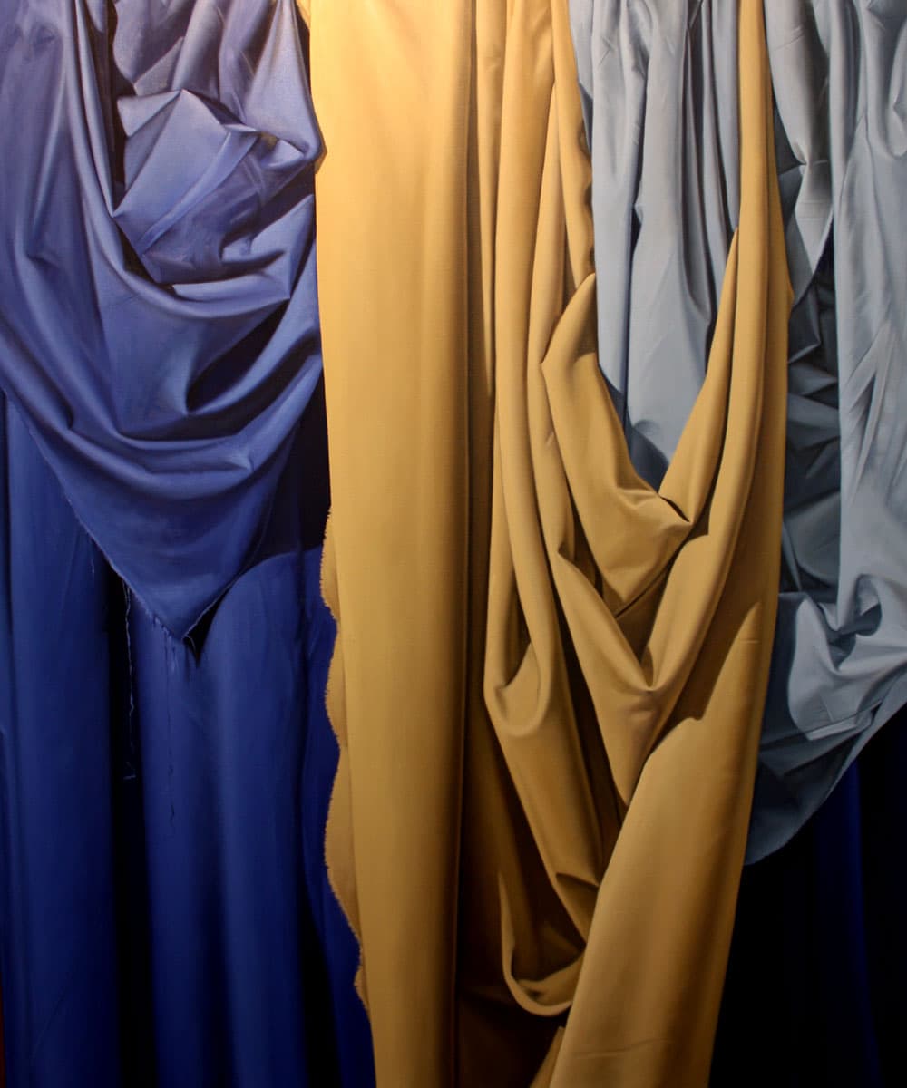 Pliegues en azul y oro by Miguel Angel Núñez