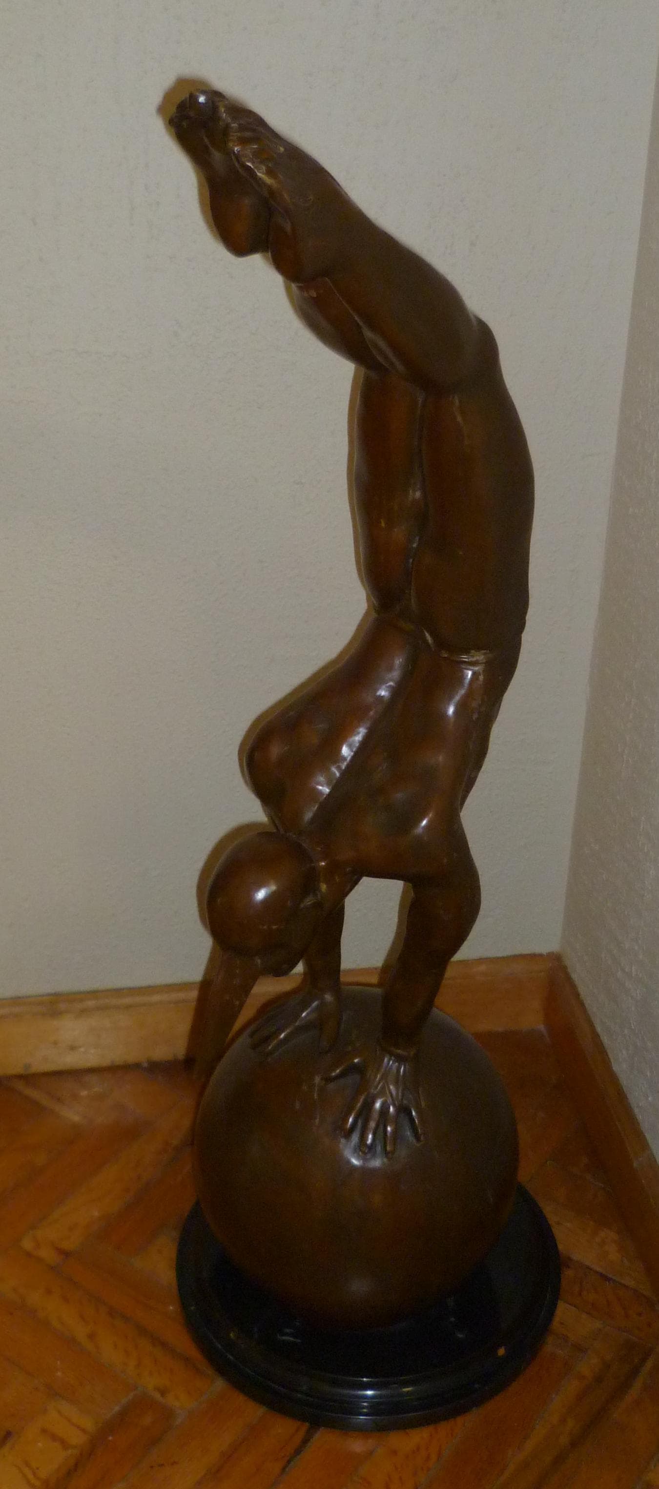 equilibrio by Jorge Marín